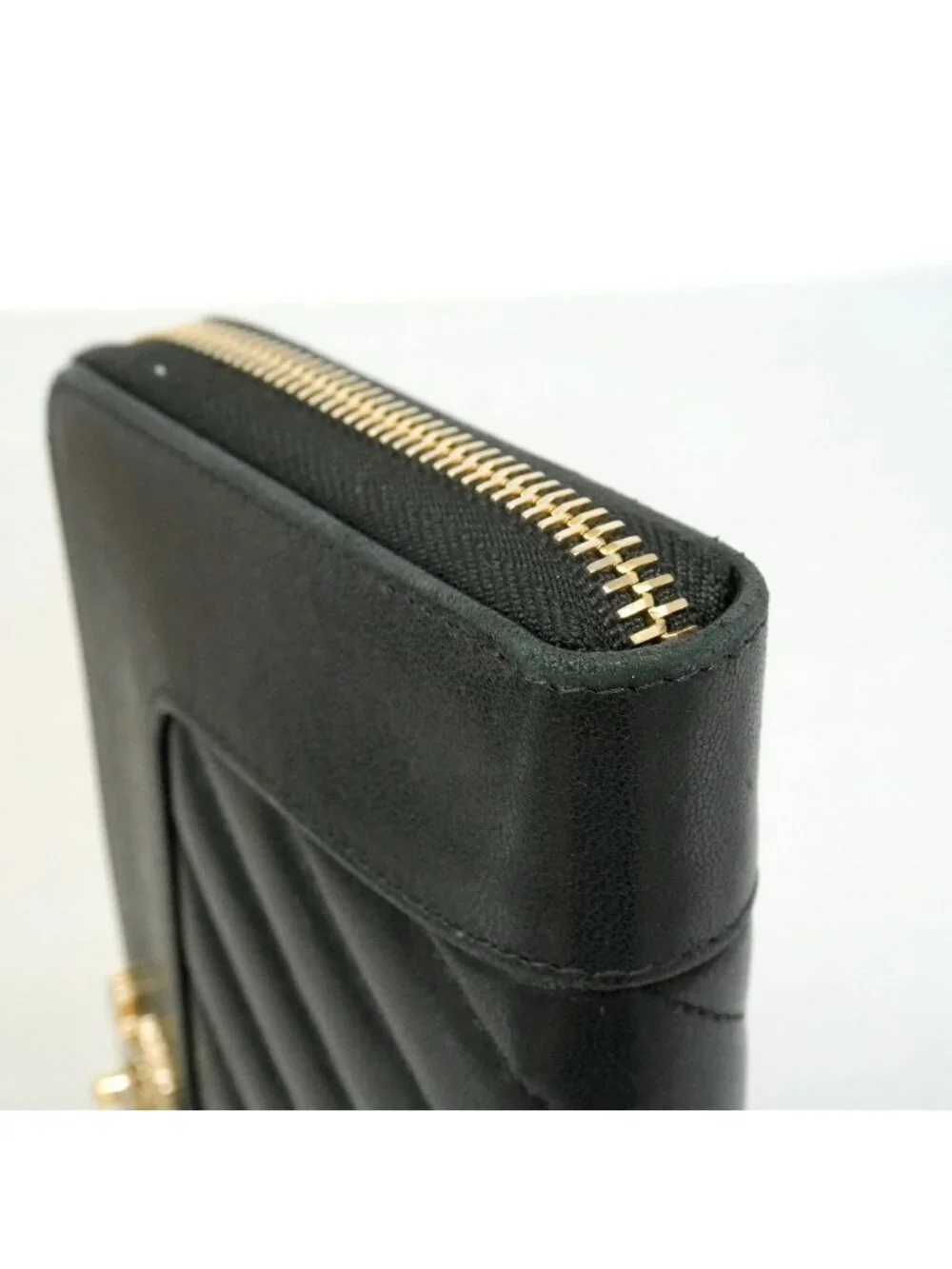 Chanel Wallet V-stitch Mademoiselle Lambskin Black Champagne Gold